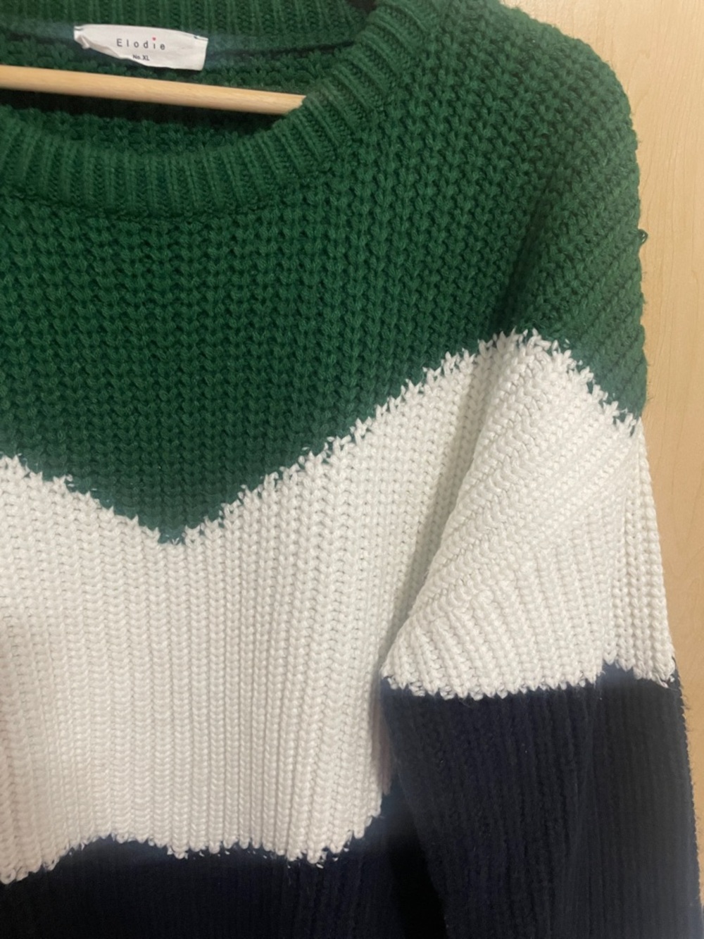 Elodie Chevron Colorblock Crewneck Sweater in Green, White & Navy XL - Picture 5 of 9